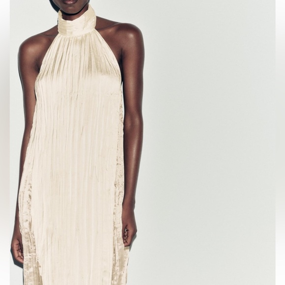 Zara long pleated dress. Current season fall 2024. XS Gold/beige color. - Picture 1 of 9
